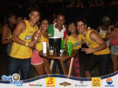 Oktober 10 Anos
